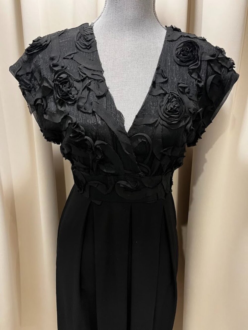 Enfocus Black Empire Waist Knit Dress with Ribbon Rosettes Size 12